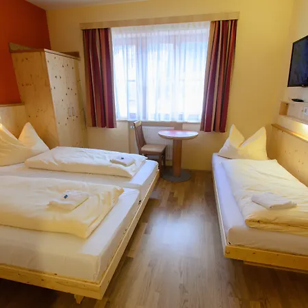 Hotel Jufa 3*