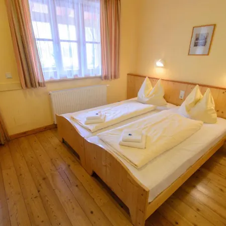 Jufa Hotel 3*